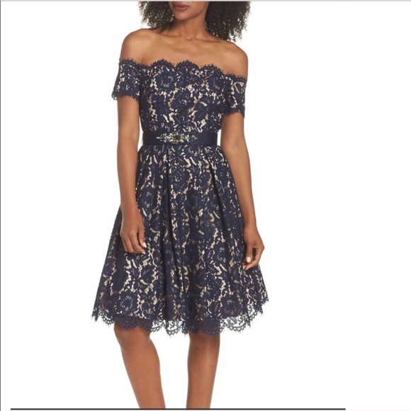 Eliza J Dresses & Skirts - Eliza J Floral Lace Dress Petite